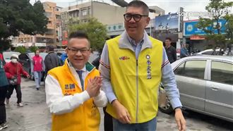 苗市長補選！連勝文伴余文忠登記搶頭香