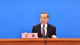 中國外交部長王毅今天表示，中方願在有需要時開展必要斡旋。（圖／翻攝自新華社）
