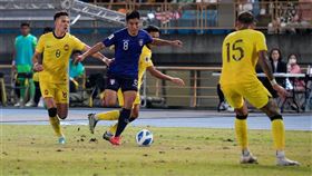 中華足協,女足,石明謹,女足,中華男足,世界盃資格賽,吉爾吉斯,高雄楠梓足球場