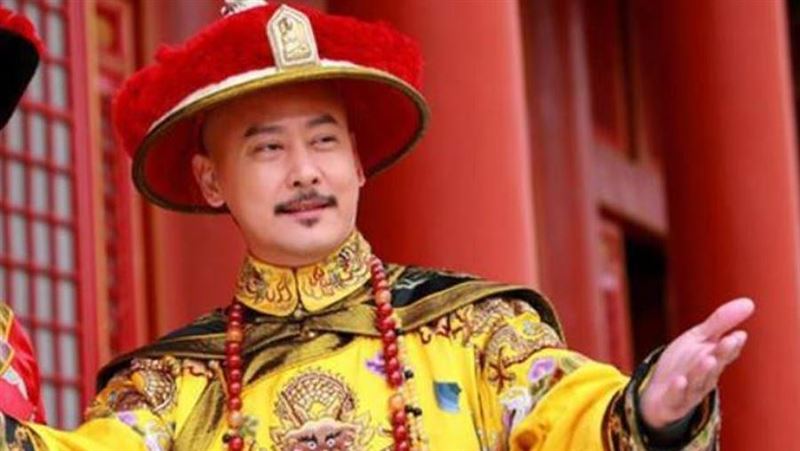 乾隆微服私訪給鞋鋪做1事！從此生意興隆