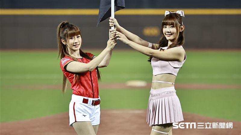 獨／小龍女隊長交棒她哽咽　今年最後一舞