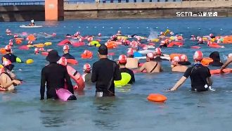 泳渡澎湖灣無預警改期　民眾罵：太過草率