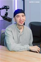 作家H三立新聞網專訪。（圖／記者楊澍攝影）