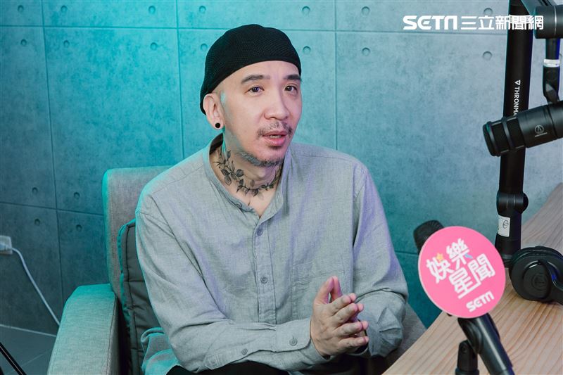 作家H三立新聞網專訪。（圖／記者楊澍攝影）