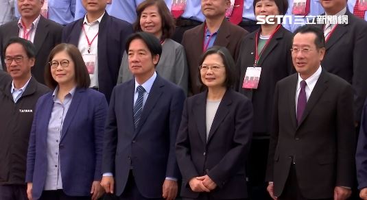 「雙總統」挺海巡！小英交接賴國防意味濃