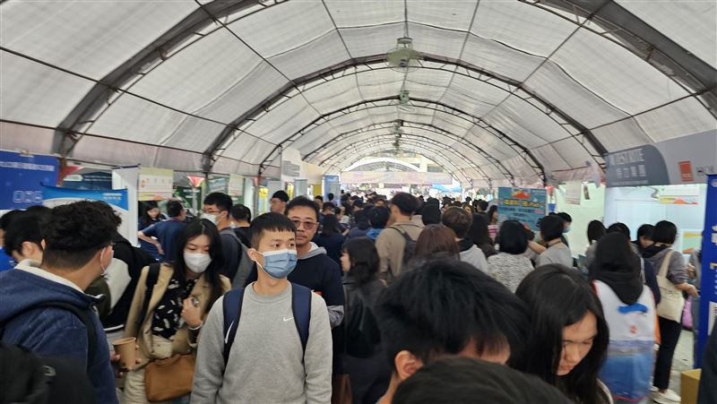 校園博覽會登場！半導體、太空中心爭搶才