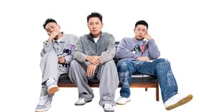 本土天團玖壹壹左起春風、洋蔥、健志。（圖／混血兒娛樂提供）