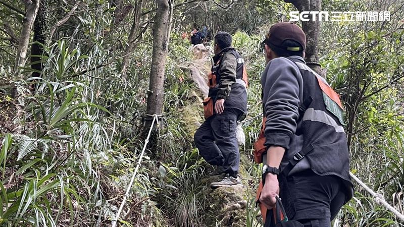 新／平溪石燭尖傳山難　男墜6米山崖慘亡