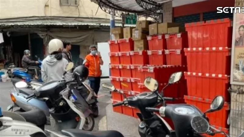 獨／滿到店外！蝦皮店到店員：已限制收貨