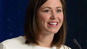 （圖／翻攝自Katie Britt臉書）