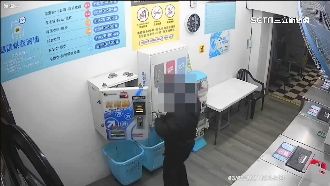 零錢大盜！慣竊專撬無人商店兌幣機偷錢