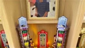 北市一名1歲半的嬰兒，因父母入監無法照料，經社會局和兒福聯盟轉介給一名保母照顧，但日前嬰兒卻發現疑遭虐死。圖為凱凱（化名）靈堂。