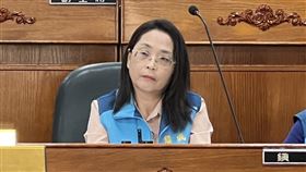 民眾連署擬罷免台東成功鎮長謝淑貞台東縣選委會11日表示，8日收到成功鎮長謝淑貞的罷免案第1階段連署書，必須審查有效連署人數，才能進入第2階段連署，這是台東自治史上首次有鄉鎮市長被提案罷免。圖為謝淑貞2月在鎮代會中備詢。中央社記者盧太城攝  113年3月11日