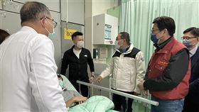 康橋校車翻覆18人送醫！雙北市長奔醫院關切　侯友宜：會和北市一起面對，圖／新北市府提供