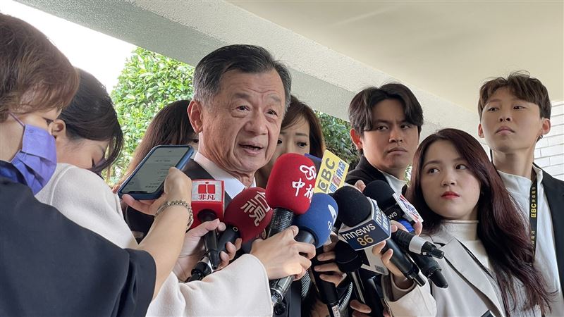 黃捷提中配宣誓效忠台灣 邱太三:各有利弊