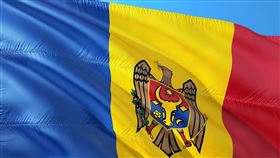 摩爾多瓦共和國國旗
（圖／Pixabay）
https://pixabay.com/photos/international-banner-flag-moldova-2694682/