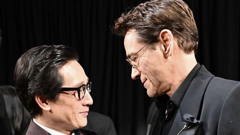 鋼鐵人挨轟歧視關繼威！艾瑪史東拒楊紫瓊