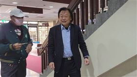 ▲王世堅低調獨自出庭應訊，表示希望全案到此為止，不應繼續浪費司法資源。（圖／記者楊佩琪攝）