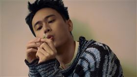  劉冠廷（圖／《WAZAIII》雜誌提供）