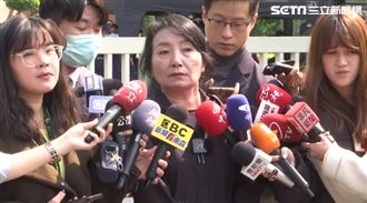 1歲童遭保母虐死　王薇君赴政院哽咽三問