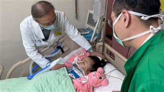 彰化大姊清醒　弟衝醫院：快起來一起上學