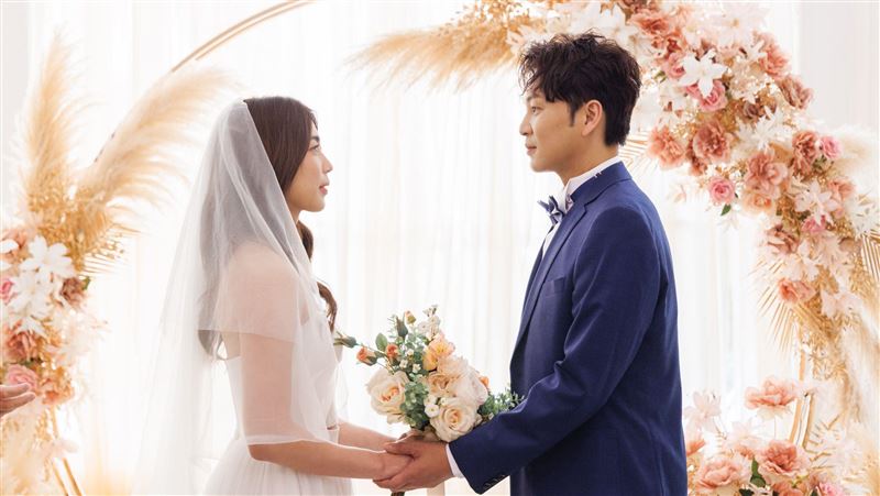 新娘不是謝京穎！書偉「婚禮現場照」流出