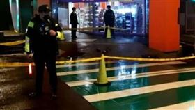 國立台灣海洋大學一名馬來西亞籍陳姓男大生（23歲），去年和友人在KTV唱歌散場後，與陳姓男子一方人馬發生口角，陳男持刀刺入男大生腿部，男大生送醫不治，基隆地檢偵查後，依法起訴陳男及另一名林姓男子。