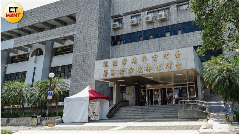 父拒養家又賭博家暴…母急帶2子逃離