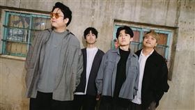 冰球樂團（臉書）