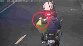 畫面曝！男大生石膏燒手腿泡乾冰截肢詐保