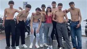 胡文英,美魔女,合歡山,馬甲內衣,露點