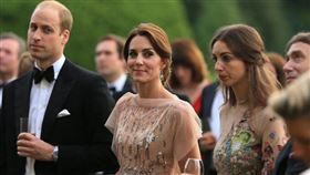 ▲威廉王子（左）被瘋傳出軌凱特王妃的閨密蘿絲（右）。（圖／翻攝X@elleco2515）

