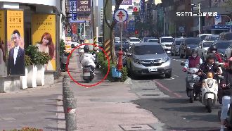 又見「高雄式左轉」　騎士抄捷徑逆向轉彎