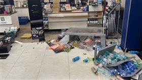 新北,鶯歌,超商,砸店,掌摑,店員,