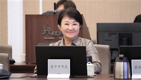 台中市長盧秀燕赴行政院會。鄭文燦。(圖/台中市政府提供)