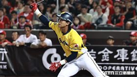 ▲中華職棒35年熱身賽，中信兄弟第二棒岳政華。（圖／記者劉彥池攝影）