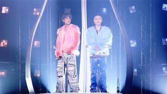 鼓鼓蕭秉治開唱衝2樓座位區　全場掀暴動