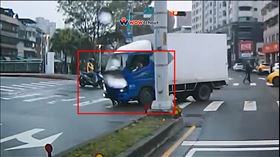 行人地獄,新北,新莊,車禍,小貨車,行人穿越道,翻攝WoWtchout - 地圖型行車影像分享平台