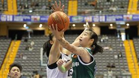 陽明菜鳥蘇衡扛起先發後衛空缺，展現初生之犢不畏虎的精神，在季軍戰攻下全隊最24分，也獲選MVP。（圖／高中體總提供）