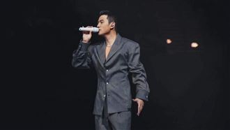 周興哲開唱音響突故障　真實反應歌迷跪了