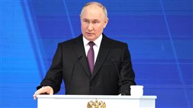  普丁 http://en.kremlin.ru/events/president/news/73585