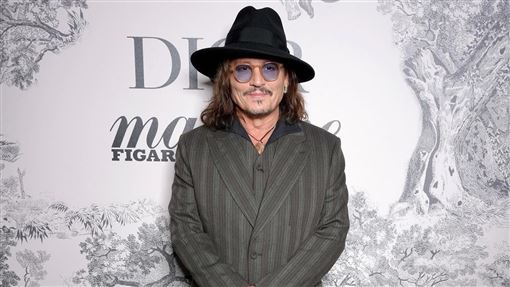 強尼戴普愛犬失控釀慘劇　他馬上介入善後