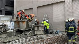 新北,新店,工地,水泥攪拌機,工人,