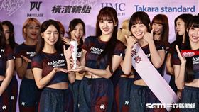 ▲樂天女孩春訓，菲菲、雅涵接下學妹隊正、副隊長。（圖／記者劉彥池攝影）