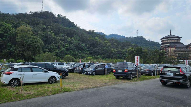 清明掃墓湧車潮！大溪警建議改走替代道路