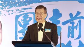 蕭萬長現身挺侯友宜。（圖／侯友宜競選辦公室提供）