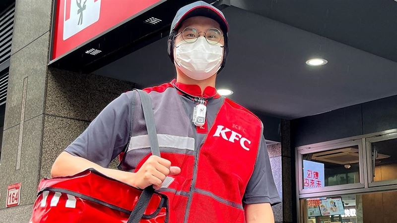 肯德基外送25分鐘內送到　遲到就請吃炸雞