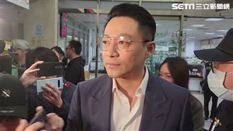 大S告個資法開庭  汪小菲露齒微笑現身