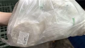 易鼎活蝦，用未經許可的小蘇打粉，蝦餅、調味蝦仁包，蝦捲炸粉，中央廚房複查不合格，罰144萬，(圖／翻攝畫面)