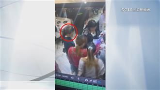 不滿等太久留負評　網附和：晚點放火燒店